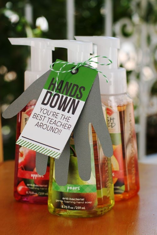 hand sanitizer printable. Gift idea for Teacher Appreciation Week. This site has some great teacher gift ideas.