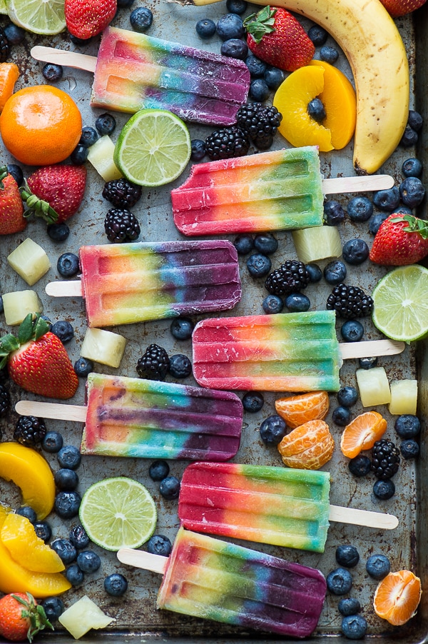 Rainbow Party Ideas, gorgeous rainbow popsicles from fresh fruit