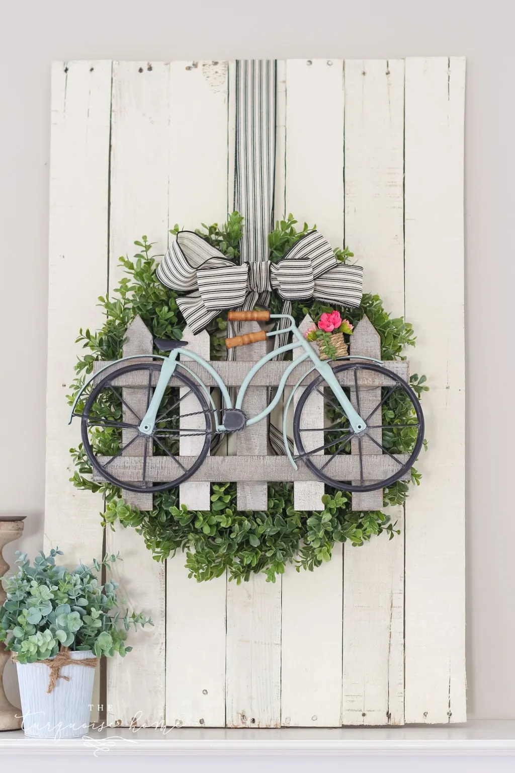 DIY Spring Wreath with Bicycle