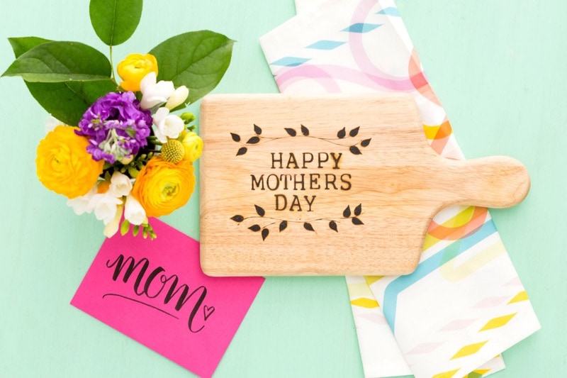 Use simple wood burning techniques to make create a special handmade mother's day gift.