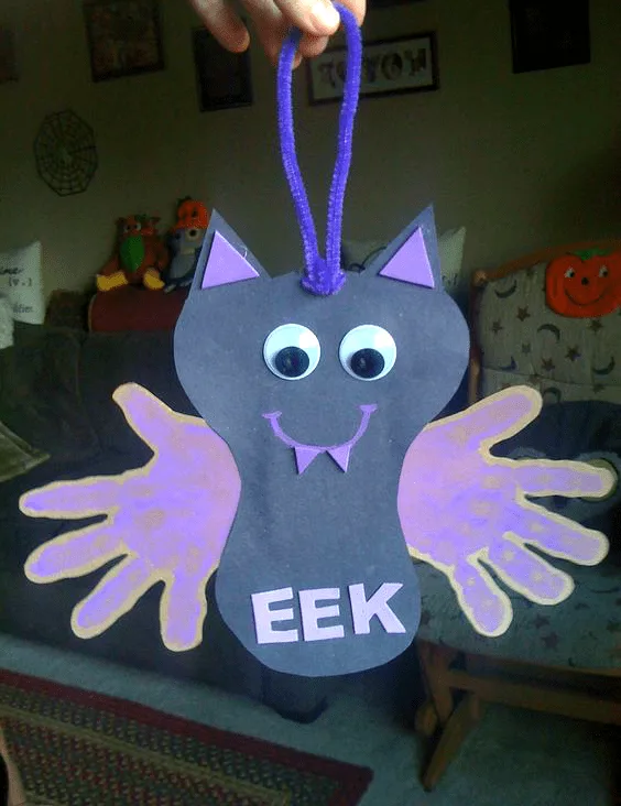 Eek! Handprint bat craft for Halloween