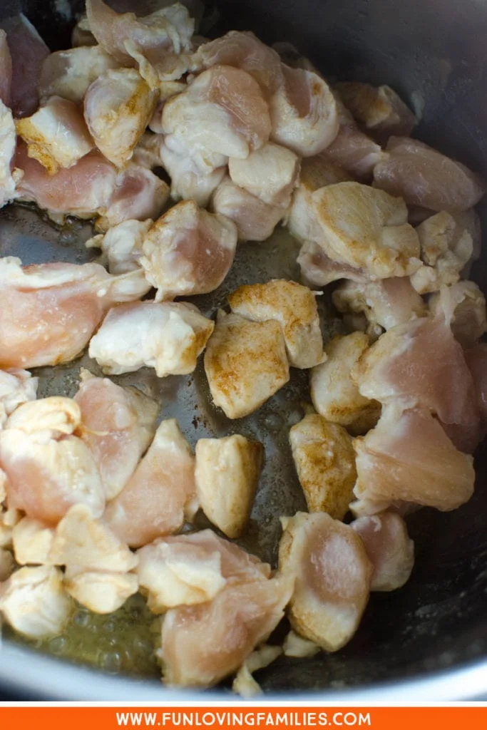 How to make chicken and pasta in your Instant Pot for super-easy weeknight dinners. #easydinner #instantpot #chicken