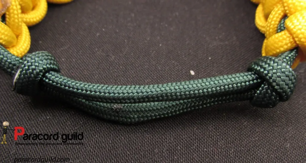 sliding knot paracord bracelet