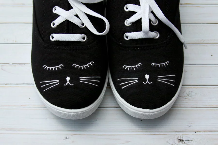 Embroidered Cat Face Shoes