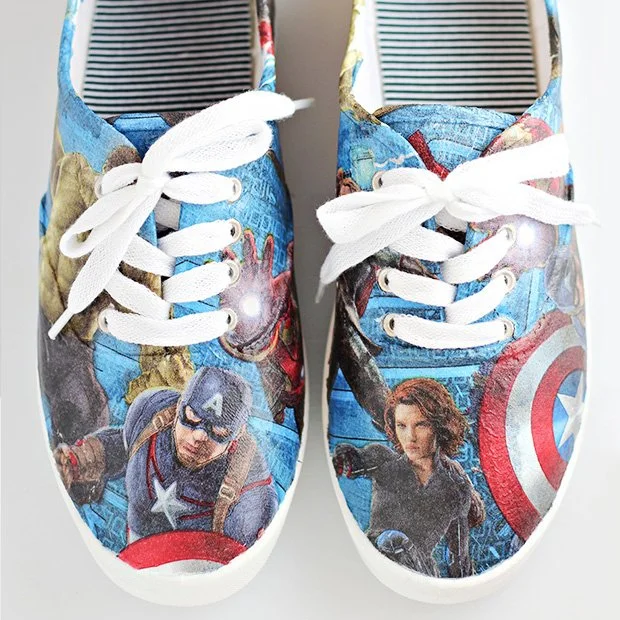 decoupage napkin marvel DIY shoes