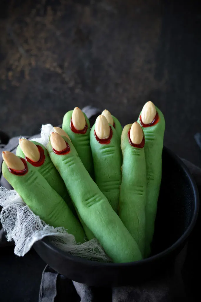 green witch finger shaped cookies