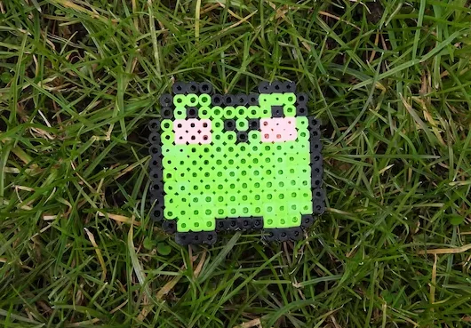 Frog done on small square board  Perler bead templates, Easy perler beads  ideas, Pearl beads pattern