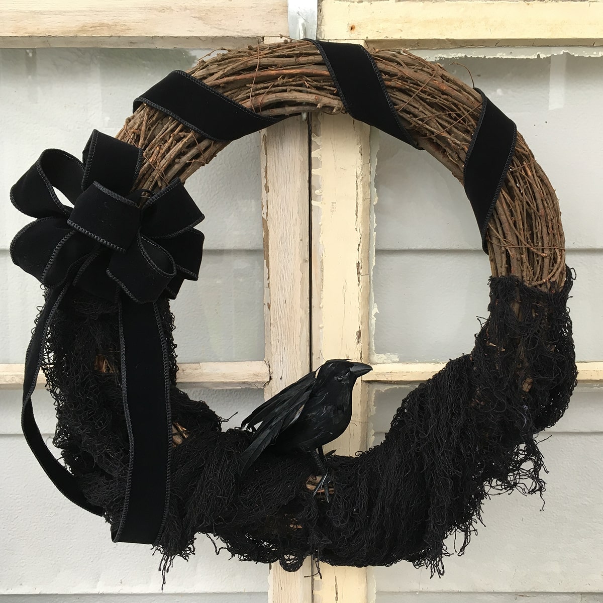 Black Crow Wreath