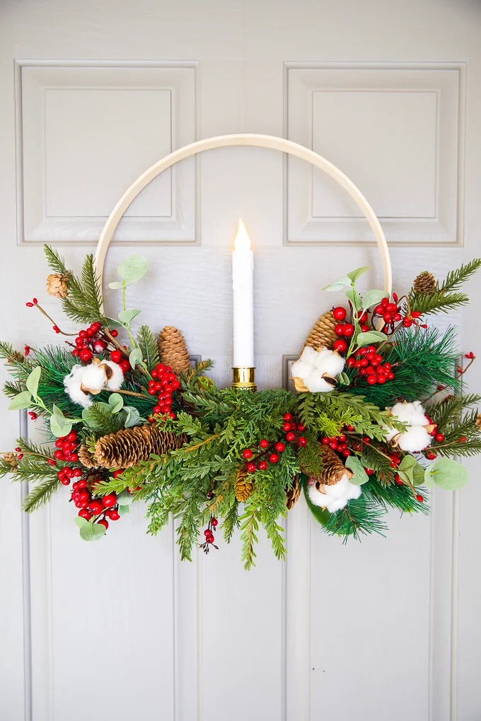 DIY Embroidery Hoop Christmas Wreath