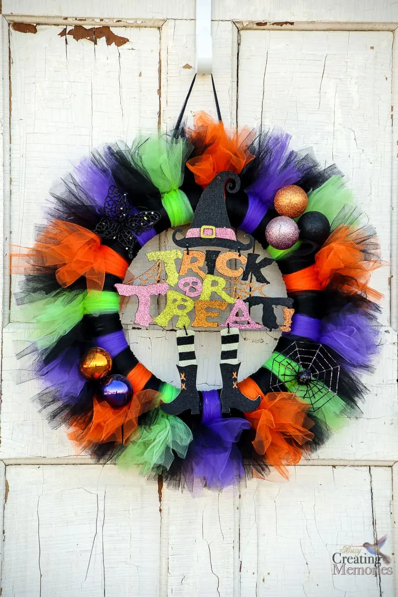 Tulle Halloween Wreath Tutorial