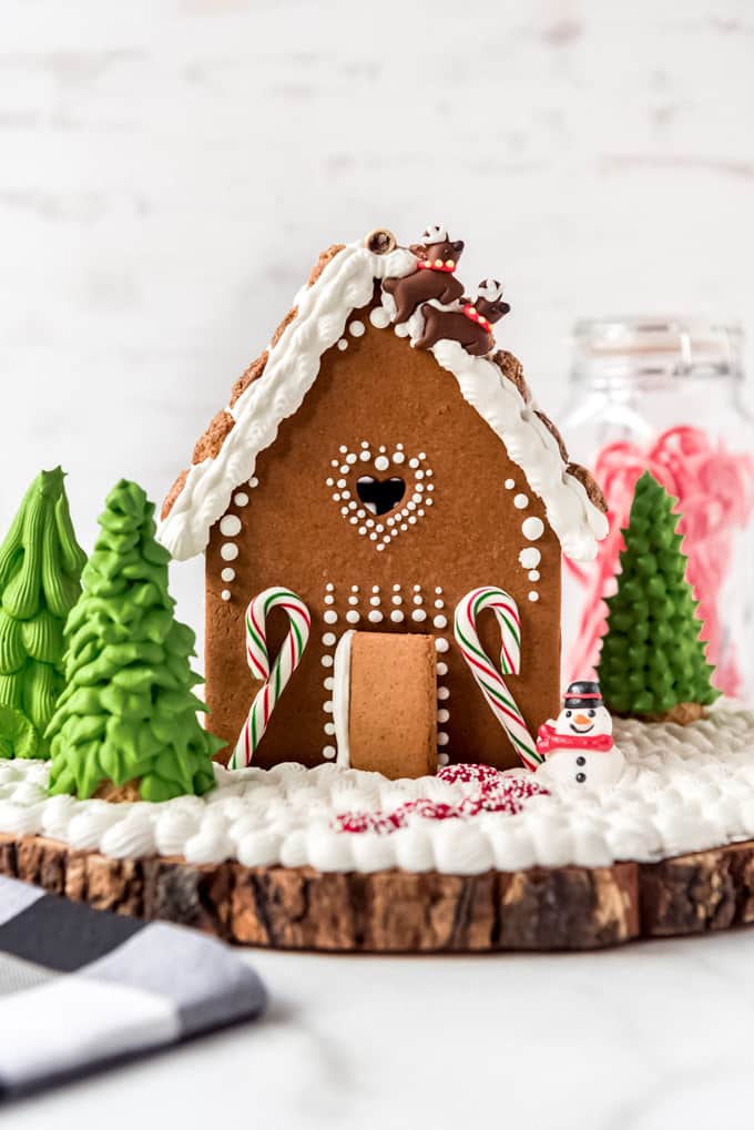 How to Make a Gingerbread House