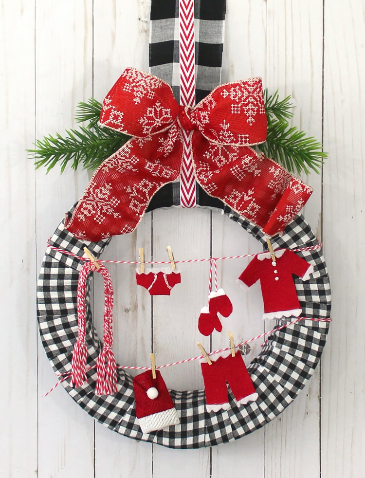 Santa’s Laundry DIY Christmas Wreath