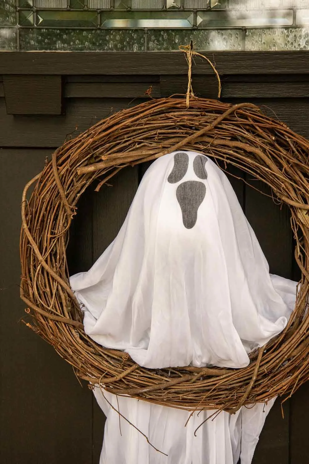 Ghost DIY Halloween Door Wreath