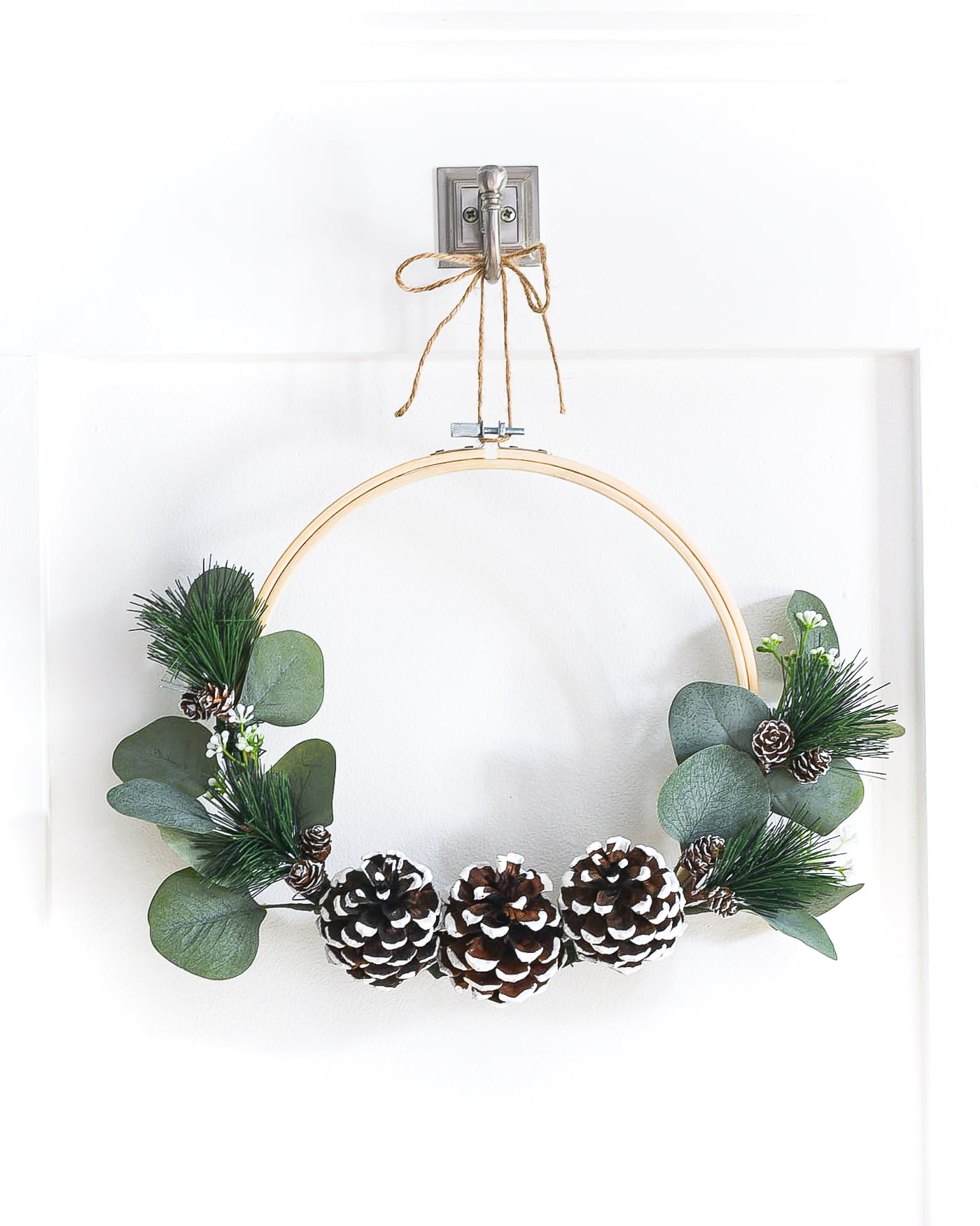 Embroidery Hoop Winter Wreath