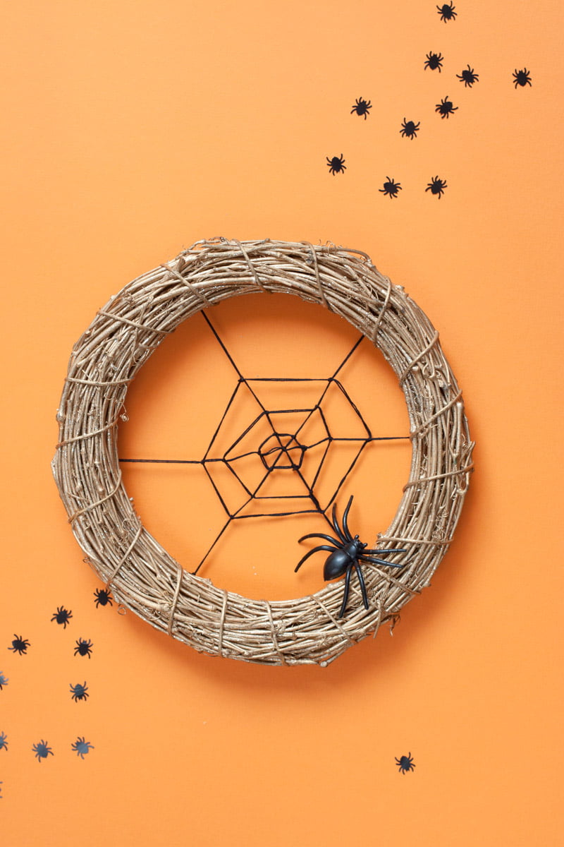 Last-Minute Halloween Wreath