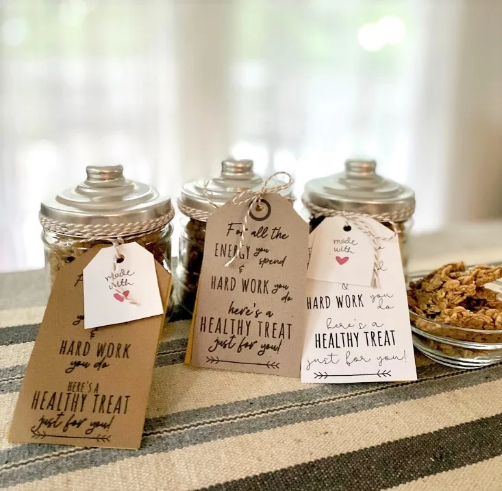 Granola Jars with Free Printable Gift Tags