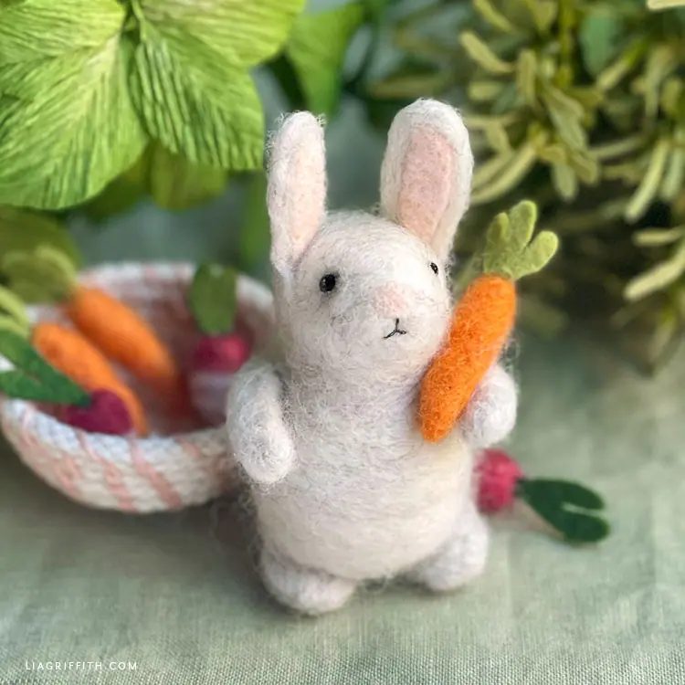 Felted Wool Bunny Tutorial